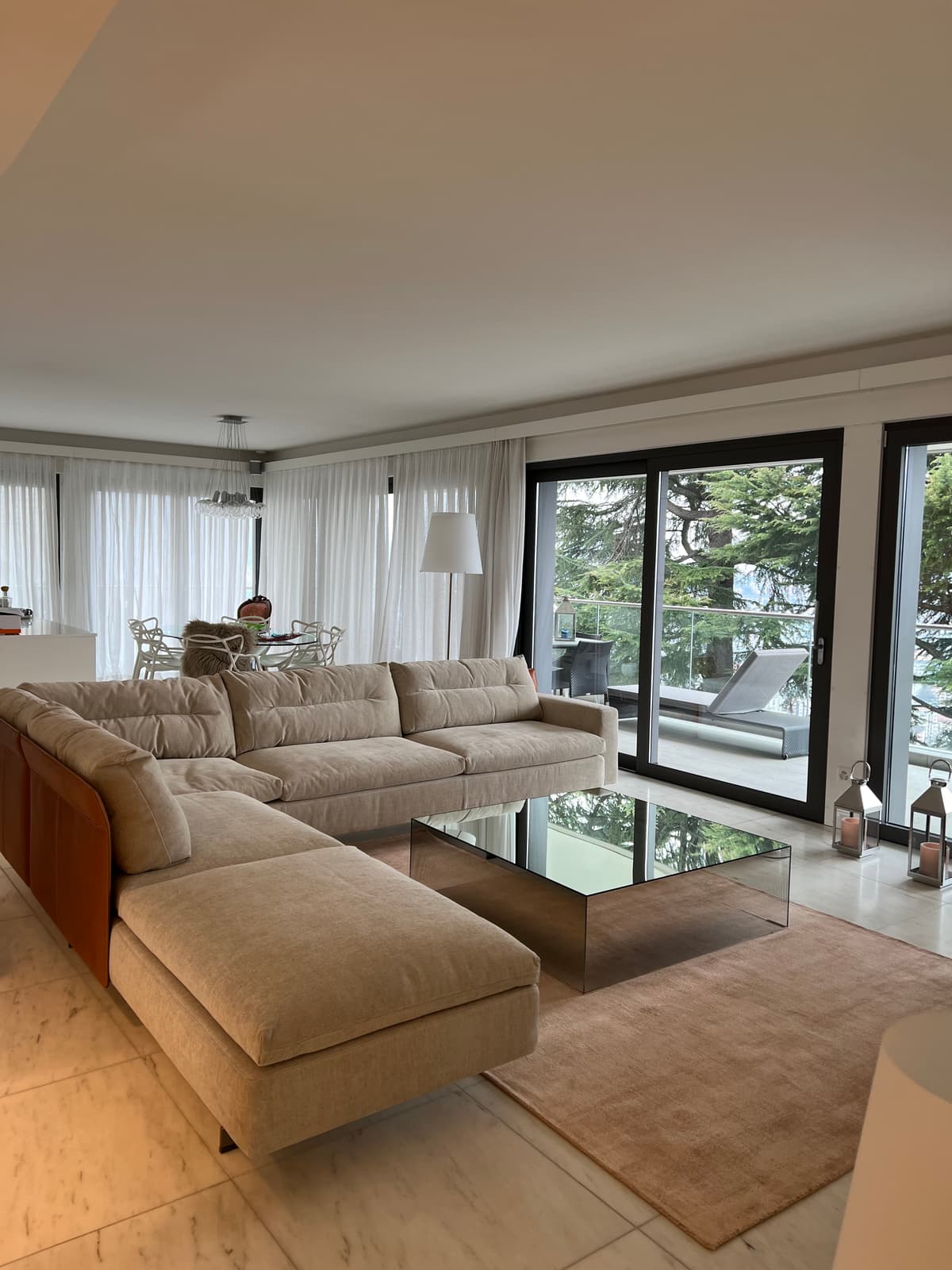 gallery_Image